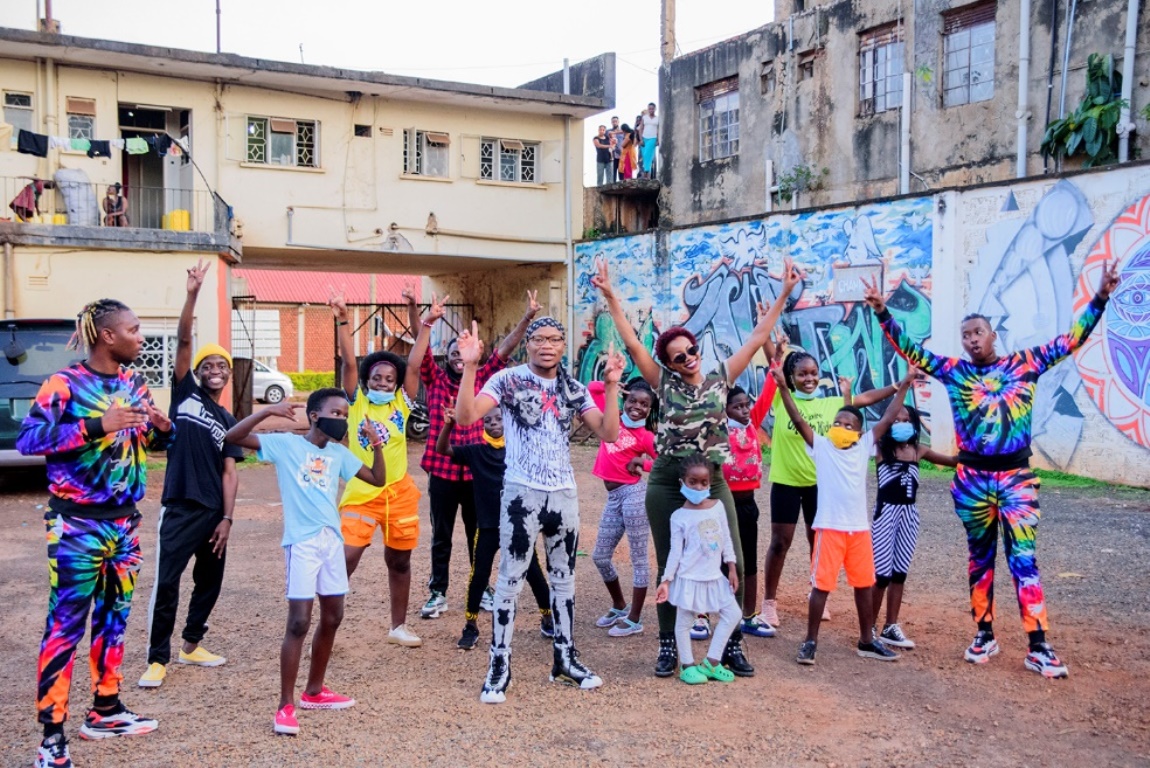 sa jerusalema star master kg meets famous ghetto kids uganda sa jerusalema star master kg meets famous ghetto kids uganda