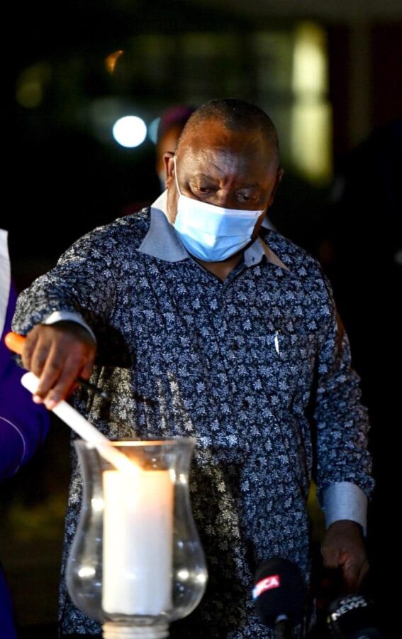 ramaphosa lights candle khayelitsha hospital
