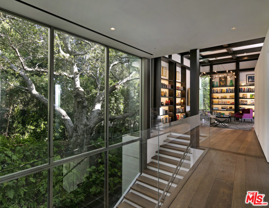 Trevor Noah purchases LA home