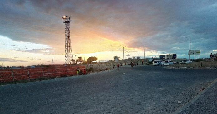 Beitbridge-Border Beitbridge Border land borders South Africa open