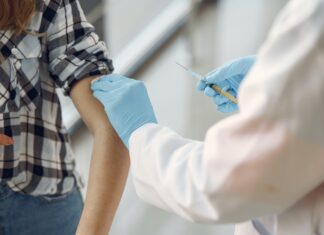 healthcare workers vaccine South Africa