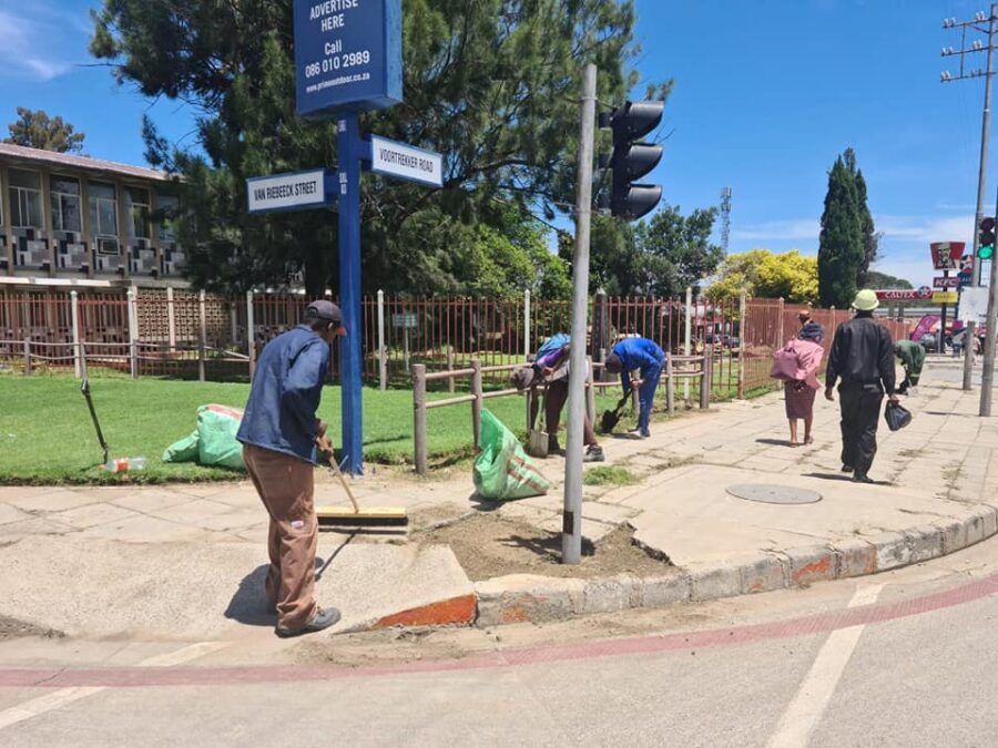 senekal fixing pavements