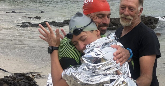 Carina-Bruwer-epic-swim-for-artists Carina Bruwer Completes Epic World-First 21km Open Water Swim for Artists