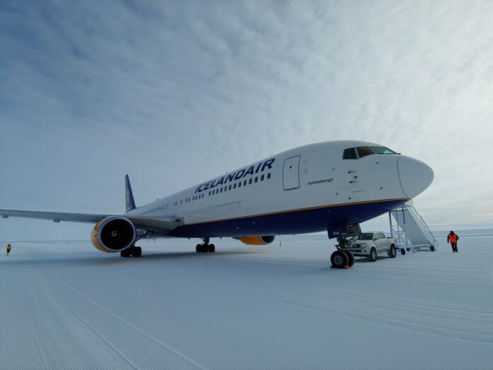 Icelandair lands Antartica Icelandair Makes Coolest Trip Ever from Cape Town to Antartica. Photo: Icelandair website