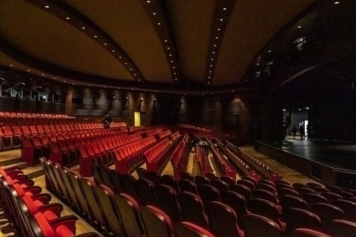 empty stage pix DA Calls for SIU Probe into Arts Council’s 'Dodgy' Administration of Covid Funding