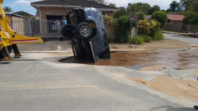 pothole george car South Africa sinkhole George South Africa