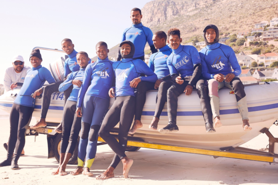 shark net crew