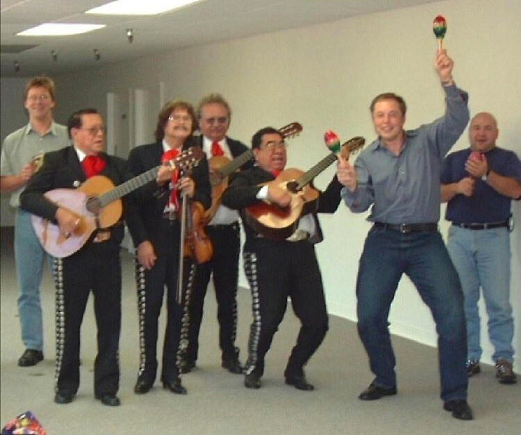 elon-musk-dancing