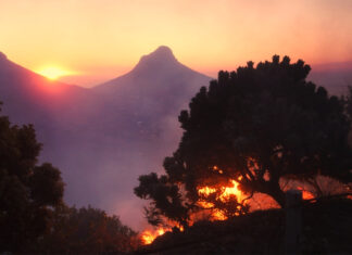 Cape Town wildfire Table Mountain