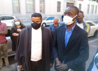 Lawyer Shaun Balram with his client Frederick Mhangazo at the Cape Town Magistrates’ Court on Wednesday. Photo: Marecia Damons