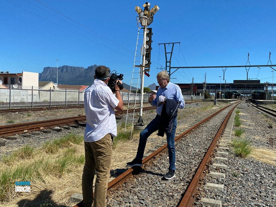 shacks rail lines Cape Town Carte Blanche