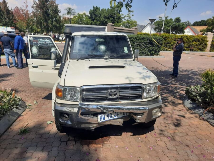 The shattered bullet proof windscreen and front damage to the Land Cruiser where brave Leo Prinsloo rammed those who tried to kill him and steal his load of mobile phones