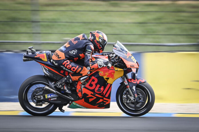 Brad Binder Brad Binder performs at the French MotoGP World Championship in Le Mans, France on May 16, 2021 // Gold & Goose / Red Bull Content Pool