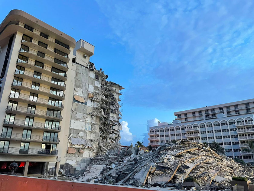 Miami building falls down