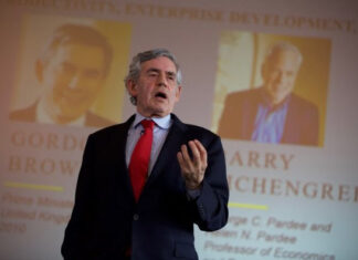 Caption – Former UK Prime Minister Gordon Brown calls for major investment in order to ensure an ongoing effective global vaccination plan