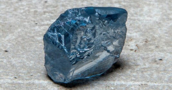 Rare-blue-diamond-South-Africa-sold (1) Rare Blue Diamond from South Africa Sells for Over $40-Million