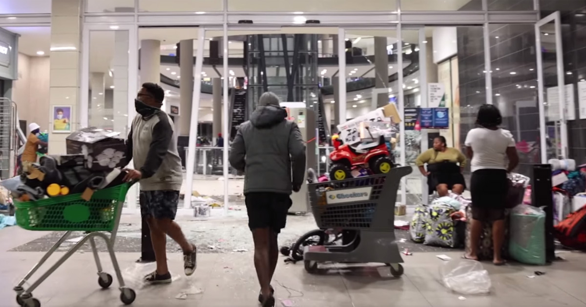 WATCH Looting at Shopping Mall in KZN, South Africa ...