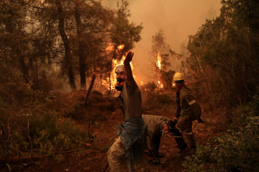 Greek wildfires August 2021