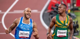 Akani Simbine races into fourth at Tokyo Olympics. Photo: Anton Geyser