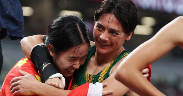 Sheryl-James-Silver-Medal-SA-2021-08-31T130246Z_345003745_SP1EH8V108JKT_RTRMADP_3_PARALYMPICS-2020-ATHLETICSth Sheryl James Scoops Fifth Medal for South Africa at Tokyo Olympics
