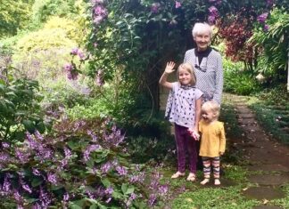 South Africa's Famous 'First Lady' of Flowers Rosemary Ladlau Passes Away