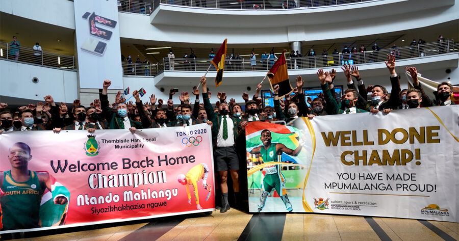 SA-Paralympic-team-heroes-welcome