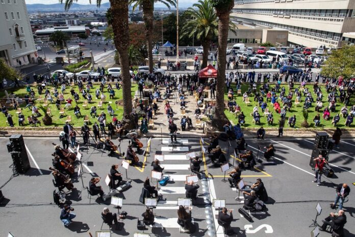 cape town orchestra groote schuur healthworkers Cape Town’s iconic hospital has borne the brunt of the city’s Covid-19 pandemic.