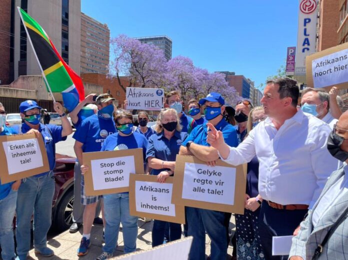 DA John Steenhuisen Afrikaans petition protest DA John Steenhuisen Afrikaans petition protest