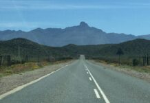 R62 to Calitzdorp. A must-do South African road trip. Photos: Ted Botha