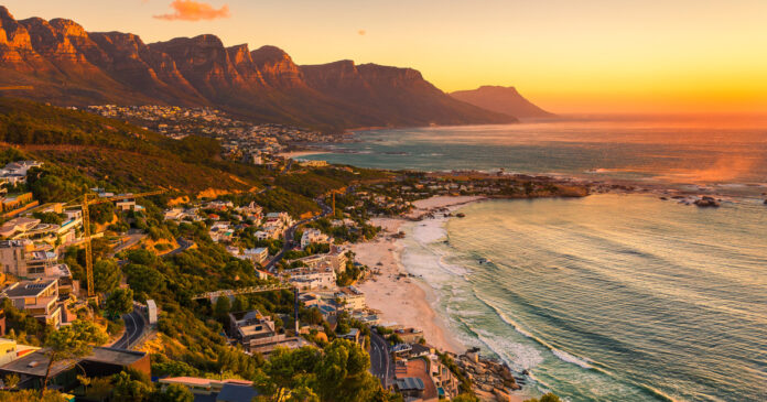 south-africa-off-uk-red-list-removed-iStock--th-671323338 south-africa-off-uk-red-list-removed-iStock--th-671323338