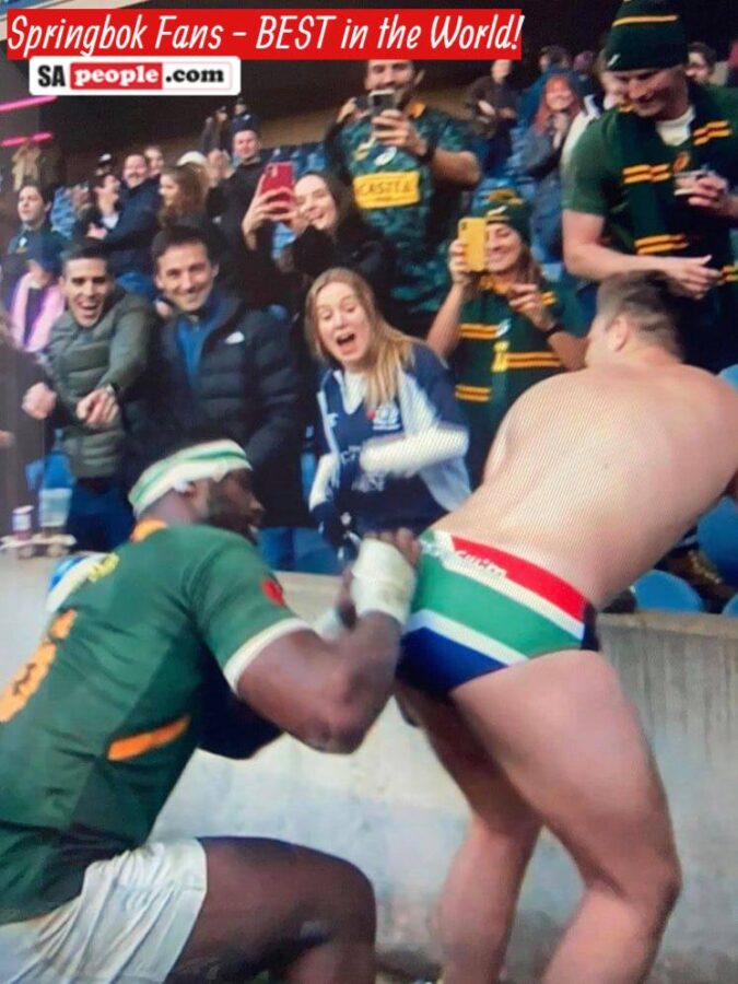 Kolisi signs a fan's 'Faf' speedo. Photo: Video screenshot supplied by Gillian Price