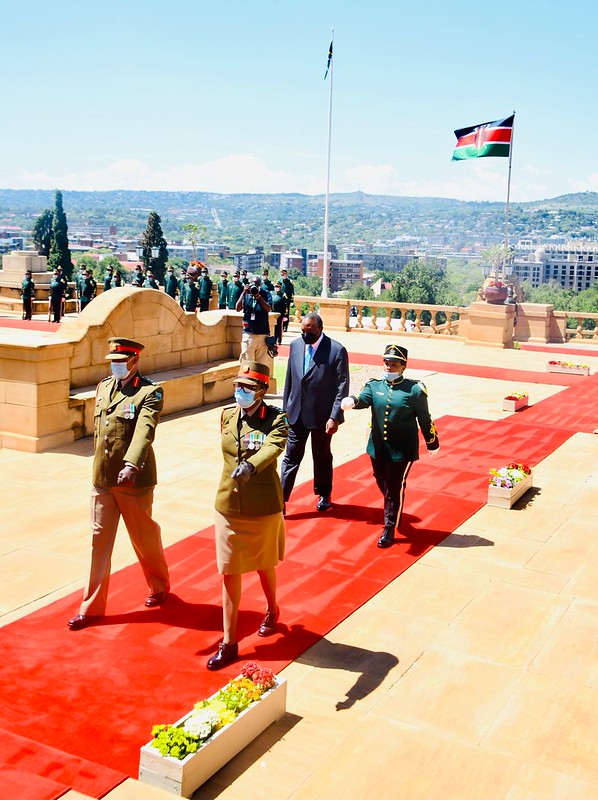 President Cyril Ramaphosa hosts President Kenyatta of Kenya on a State Visit, 23 Nov 2021 President Cyril Ramaphosa hosts His Excellency President Uhuru Kenyatta of the Republic of Kenya on a State Visit at the Union Buildings in Tshwane.