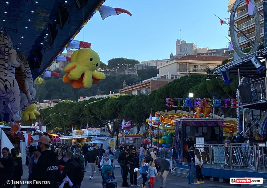 monaco-national-day-palace-Christmas fair