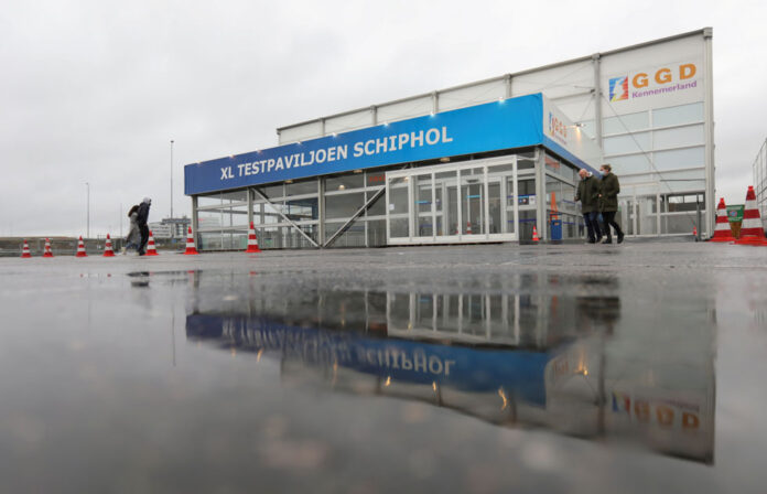 Dutch health authorities find 61 passengers who arrived from South Africa as COVID-19 positive, in Amsterdam