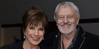 SA’s Famous Couple Des and Dawn Memoir Launched in Johannesburg