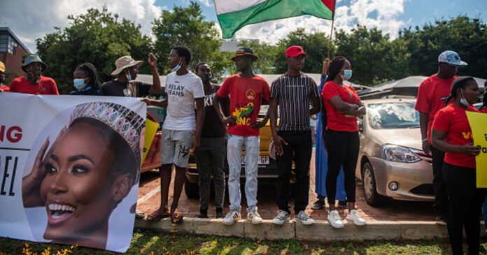 Miss-South-Africa-Israel-protests-thecon Protesters call on Miss South Africa to withdraw from the Miss Universe contest in Israel. Gallo Images/Via Getty Images