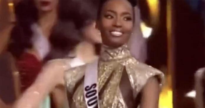 Miss South Africa Miss Universe Miss South Africa Lalela Mswane in Top 3 at Miss Universe Contest