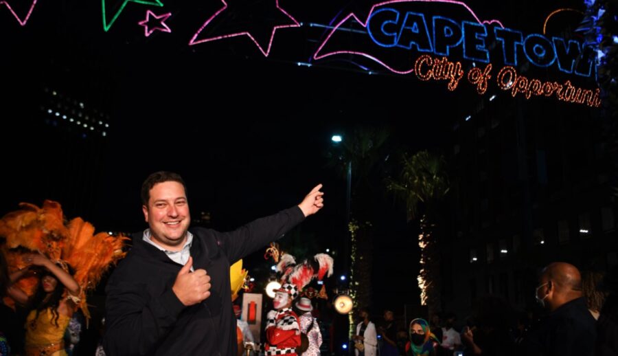 Cape Town scoops top prize at World Travel Awards