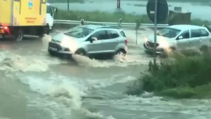 Floods in Eastern Cape Leave 10 Dead and Hundreds Homeless