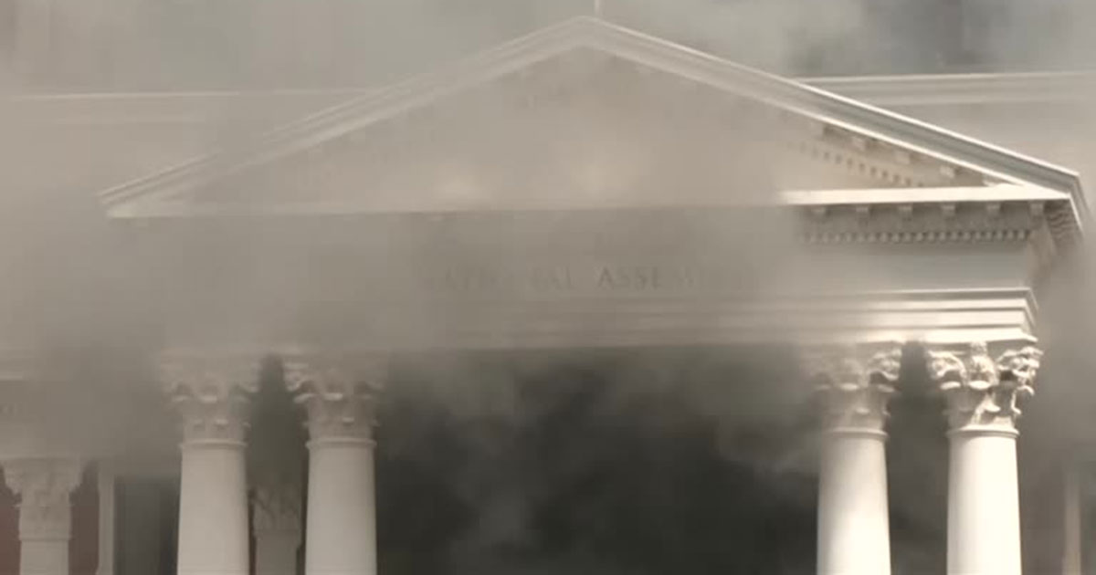 DA Calls for Independent Investigation into Parliament Fire