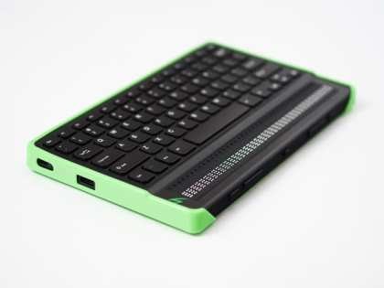 Photo above: Braille Mantis Q40
