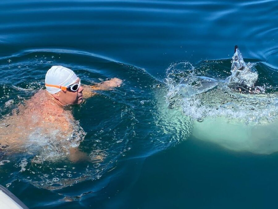 South African Quietly Sets Amazing False Bay Guinness World Record
