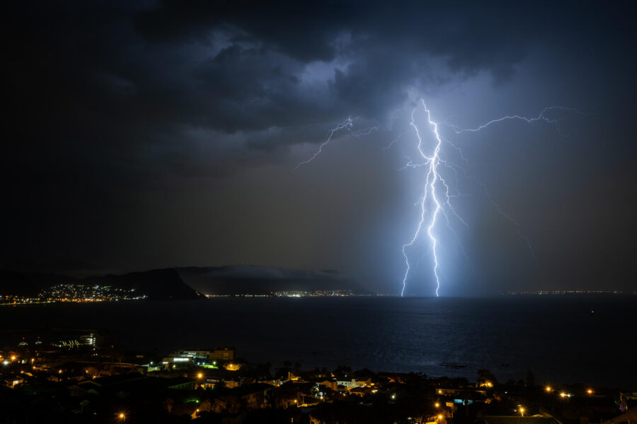 cape town lightning storm photos