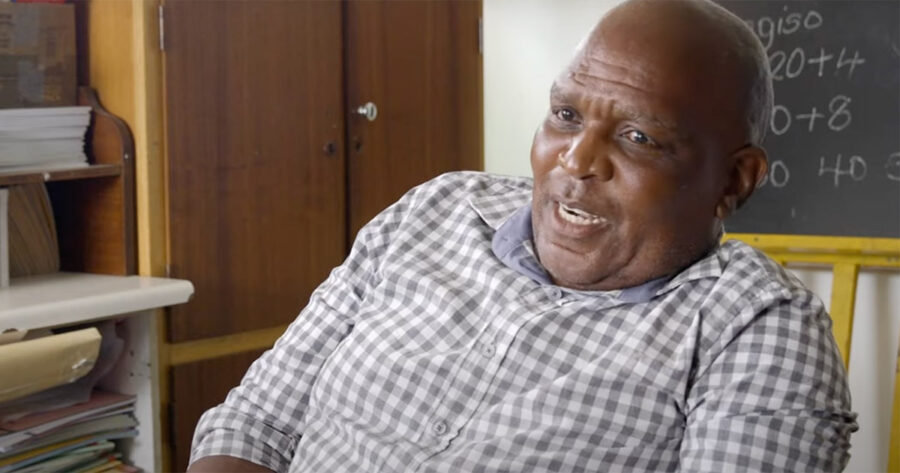 WATCH How a Disabled Man has Brought Chess to One of Cape Town's Poorest Schools. Photo: Video screenshot