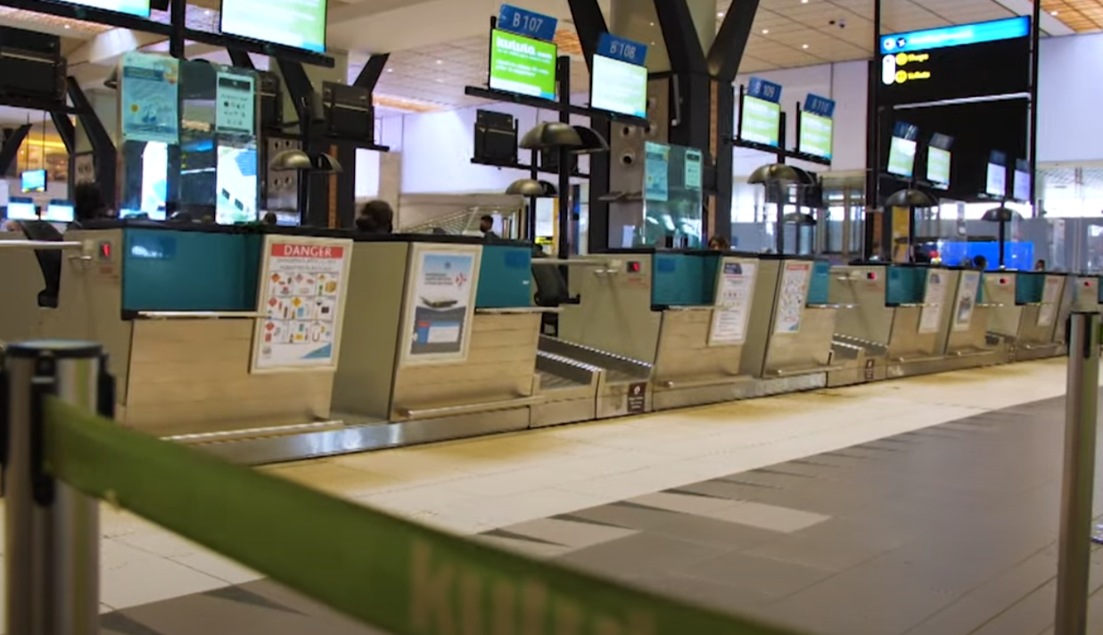 comair fall from grace carte blanche