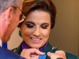 Leanne Manas Receives French Knighthood,