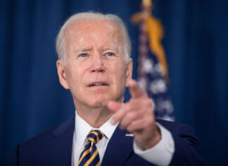 U.S. President Joe Biden delivers remarks on the monthly U.S. jobs report, at the Rehoboth Beach Convention Center, in Rehoboth Beach, Delaware, U.S., June 3, 2022. REUTERS/Tom Brenner