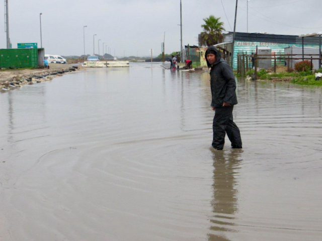 floods-cape town