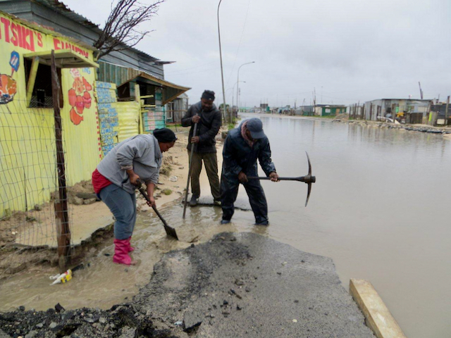 floods-cape town