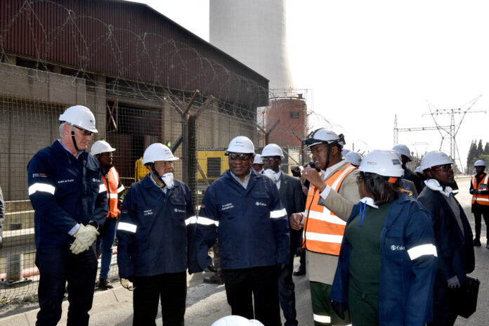 President Ramaphosa conducts an oversight visit at the Tutuka Power Station in Mpumalanga.